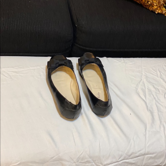 Flats - Picture 3 of 3